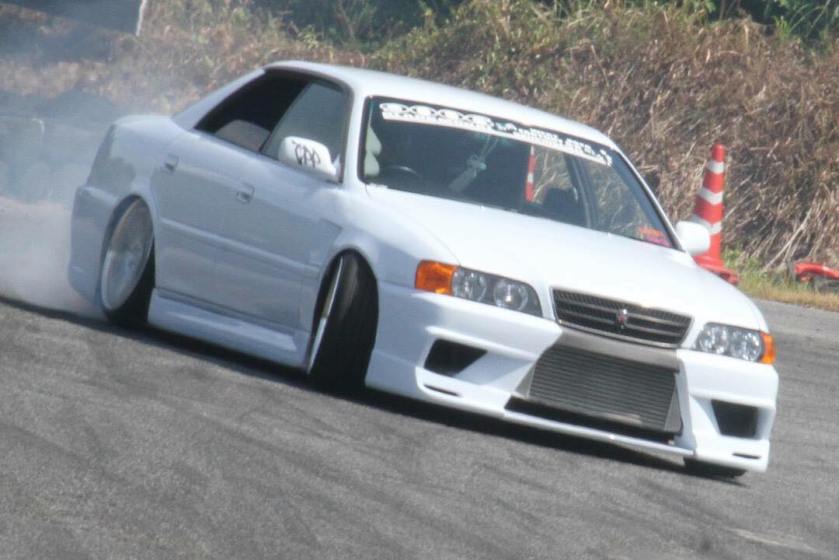 39743647_2098697990390853_8638531279370846208_n